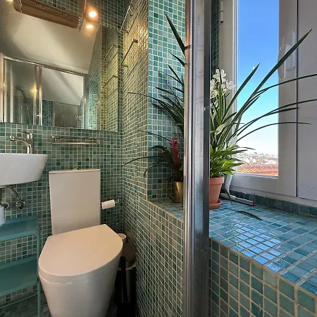 Petit Loft In The Heart Of * Lisbon