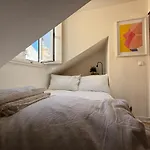 Petit Loft In The Heart Of Apartament Lizbona